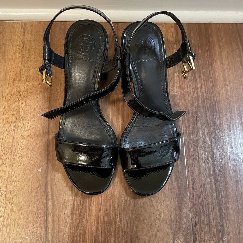 Tory Burch Laurel Patent Leather Ankle Strap Sandals (2.75” block heel)